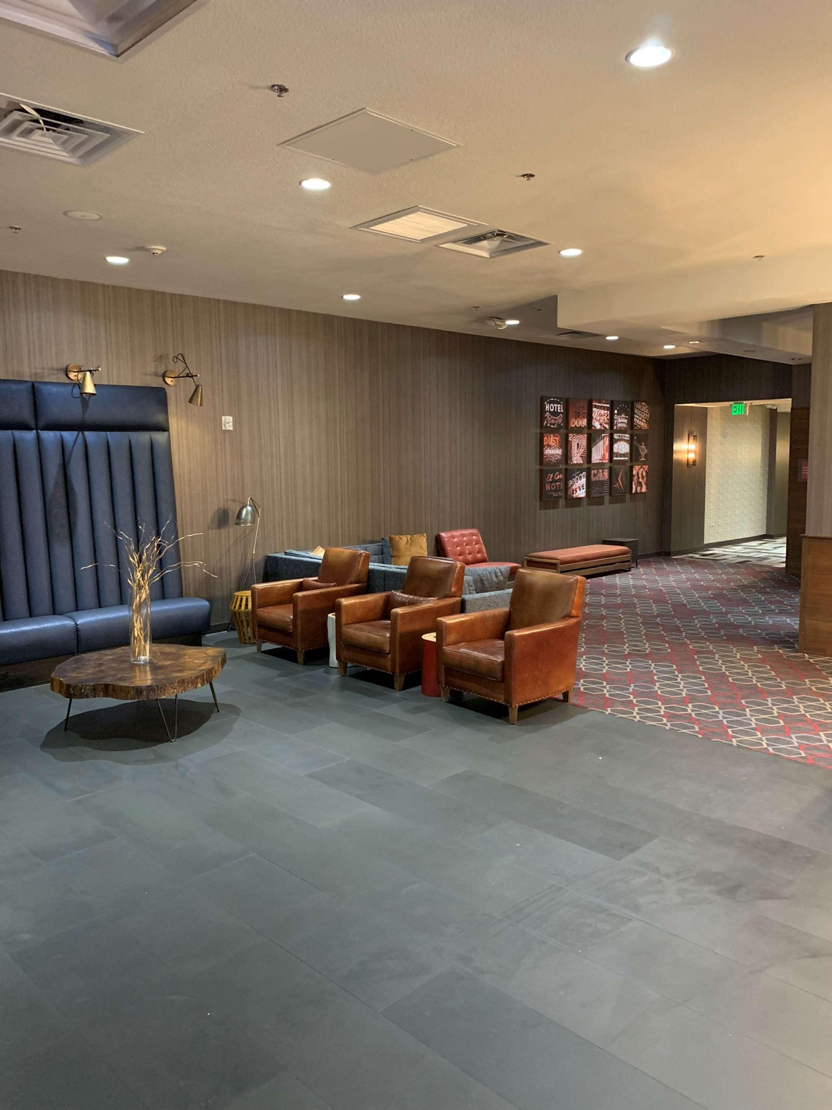 Doubletree By Hilton Las Vegas East Flamingo Eksteriør billede