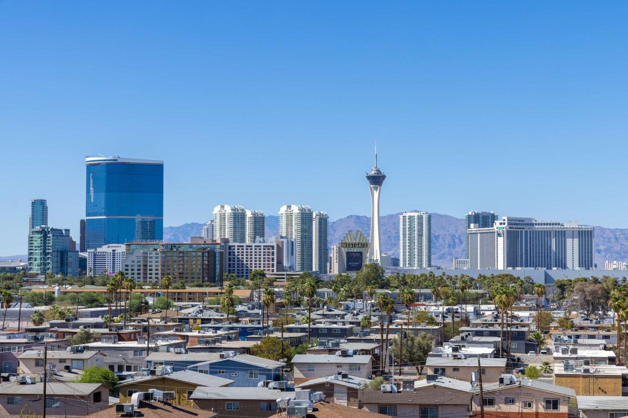 Doubletree By Hilton Las Vegas East Flamingo Eksteriør billede